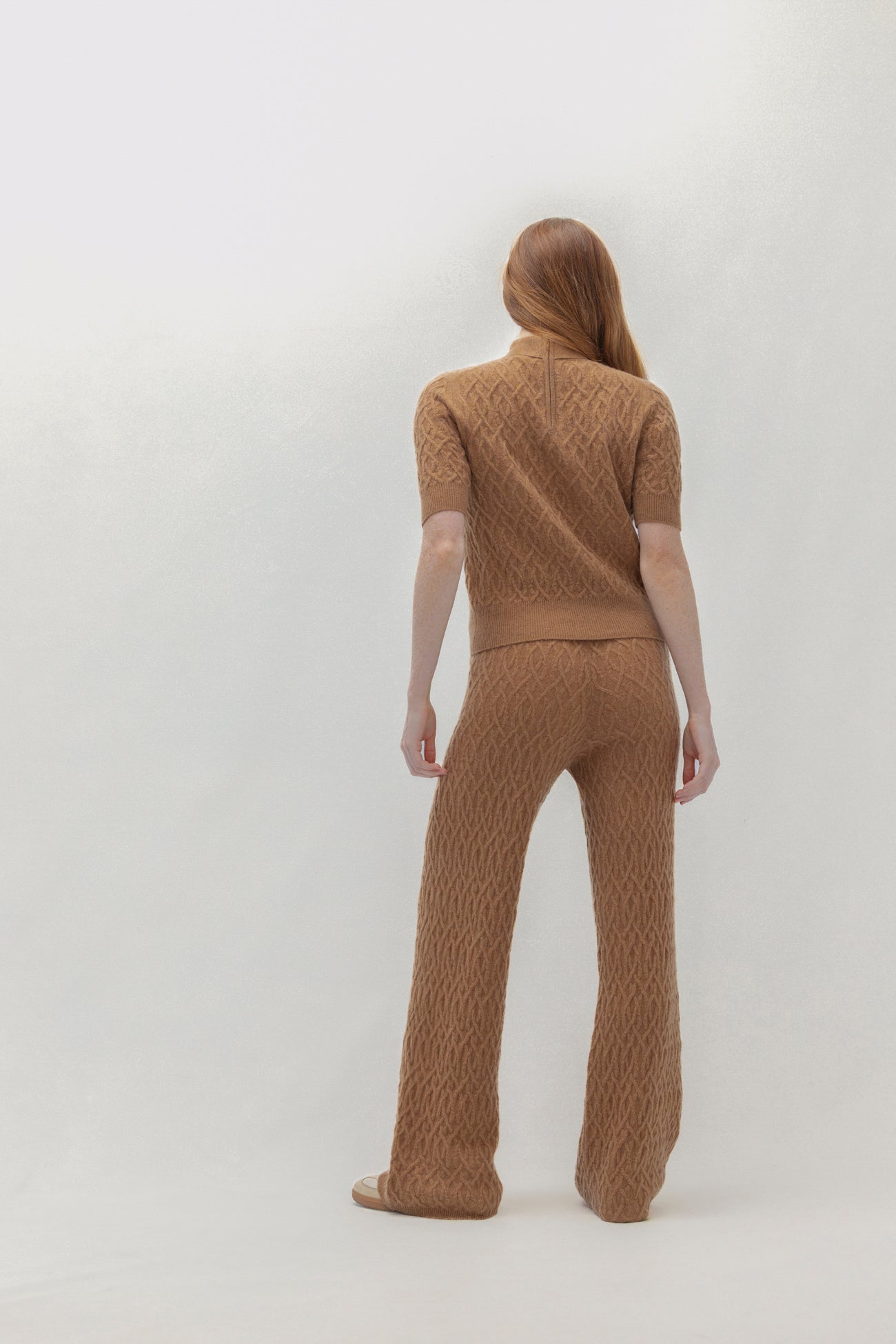 CABLE KNIT MOCK NECK