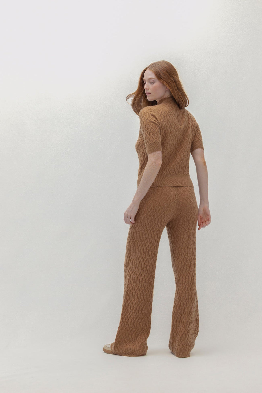 CABLE KNIT MOCK NECK