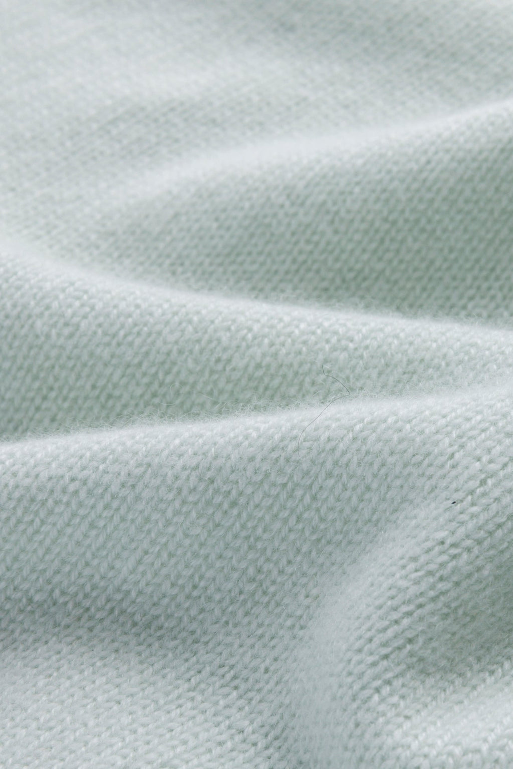 KAIA CREWNECK CASHMERE SWEATER