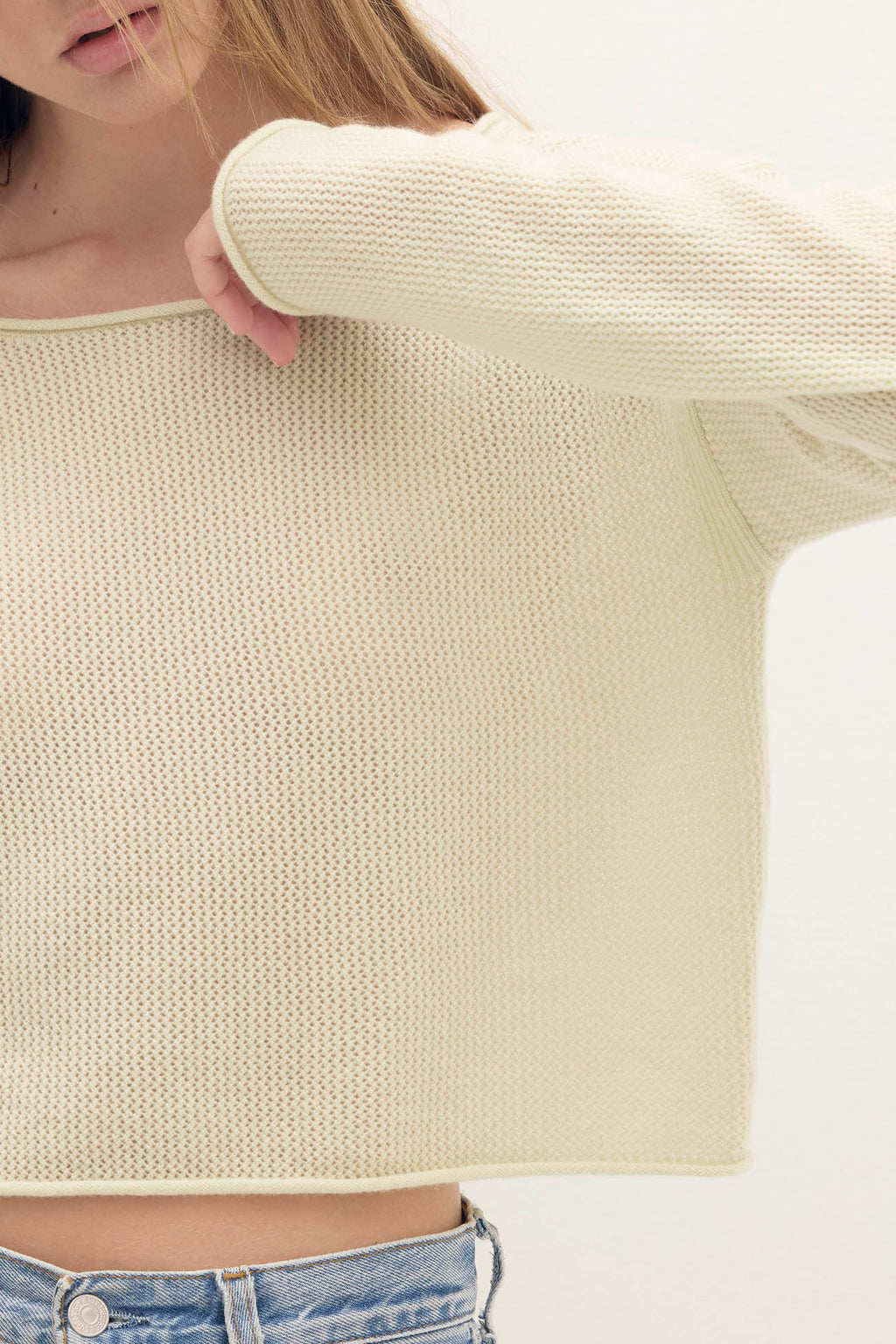 POPPIE CROPPED CASHMERE CREWNECK SWEATER