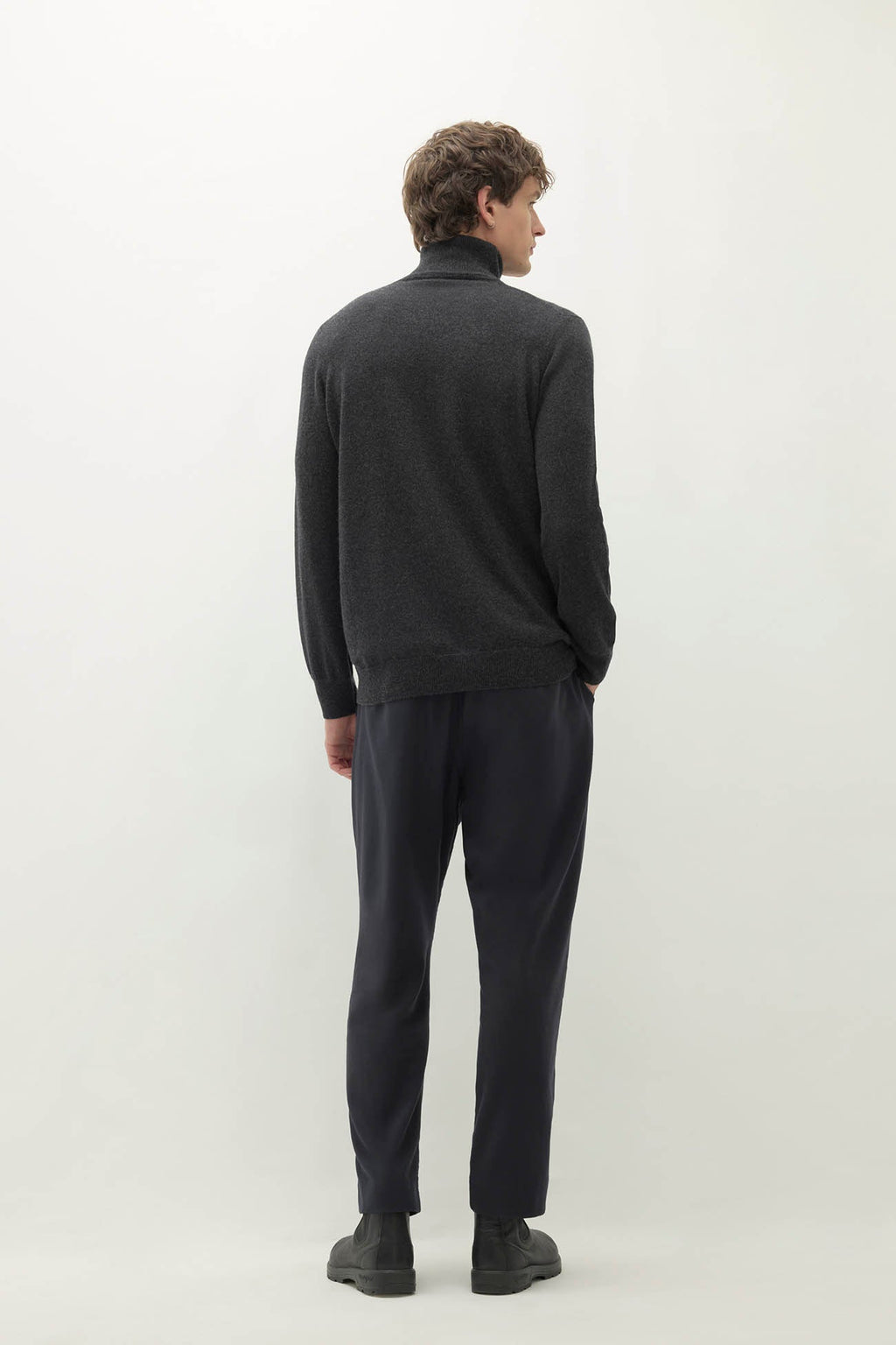NICHOLO CASHMERE TURTLENECK